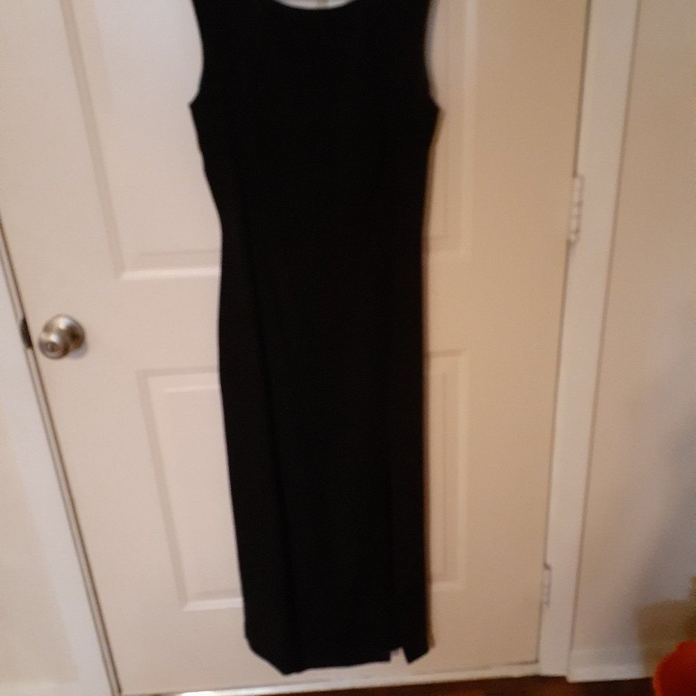 SOLD  Donna Ricco NY Black formal size 8.